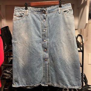 COPY - Levi’s button down denim skirt
